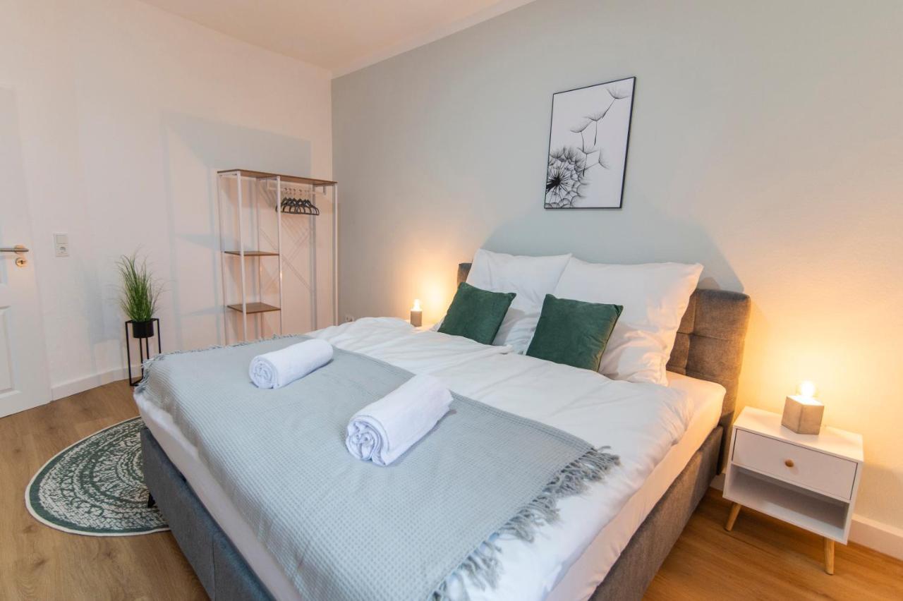 Peter Apartments - Wohnung 90Qm, 3 Schlafzimmer, Kueche, Wohnzimmer, Balkon, Netflix Fulda Esterno foto