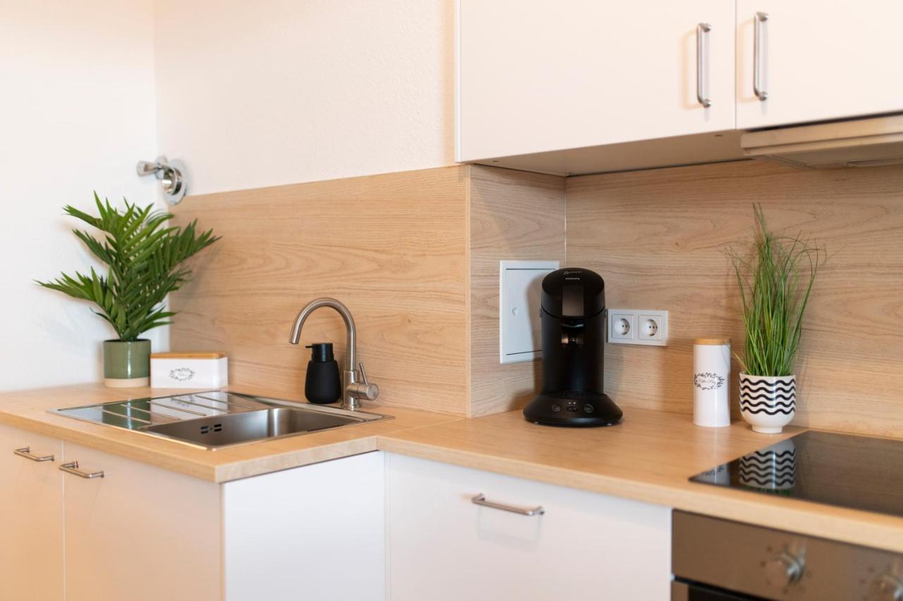 Peter Apartments - Wohnung 90Qm, 3 Schlafzimmer, Kueche, Wohnzimmer, Balkon, Netflix Fulda Esterno foto