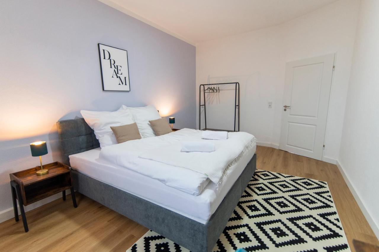 Peter Apartments - Wohnung 90Qm, 3 Schlafzimmer, Kueche, Wohnzimmer, Balkon, Netflix Fulda Esterno foto