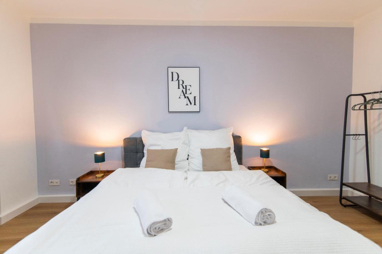 Peter Apartments - Wohnung 90Qm, 3 Schlafzimmer, Kueche, Wohnzimmer, Balkon, Netflix Fulda Esterno foto